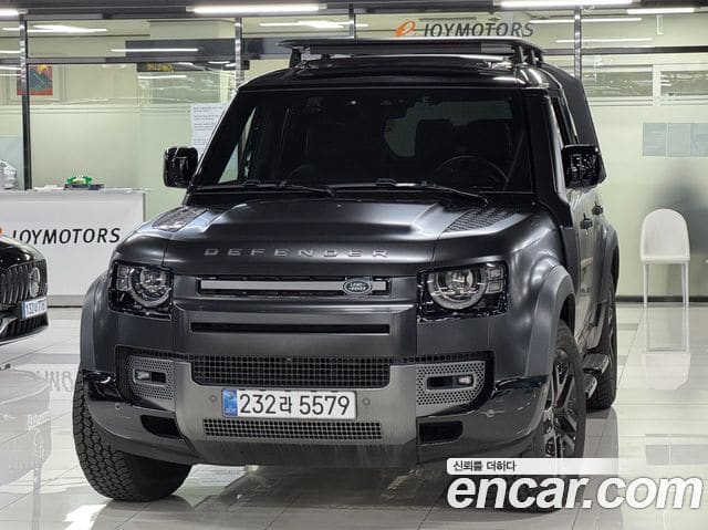 Land Rover Defender — фото 1