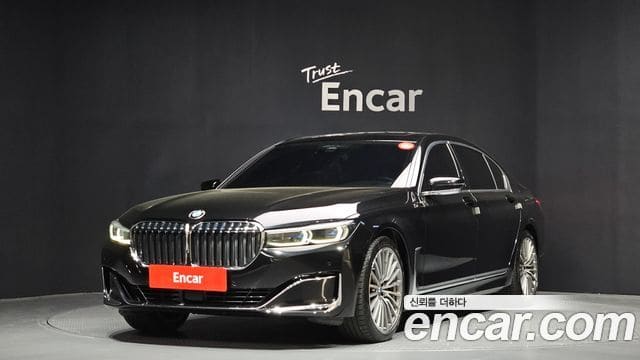 BMW 7 Series — фото 1