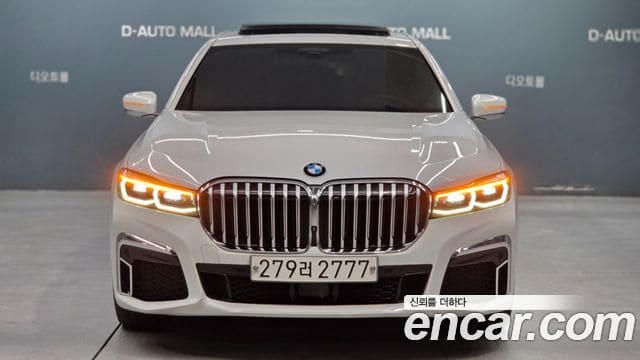 BMW 7 Series — фото 1