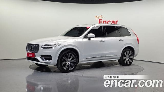 Volvo XC90 — фото 1