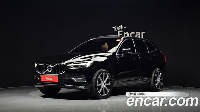 Volvo XC60 — фото 1