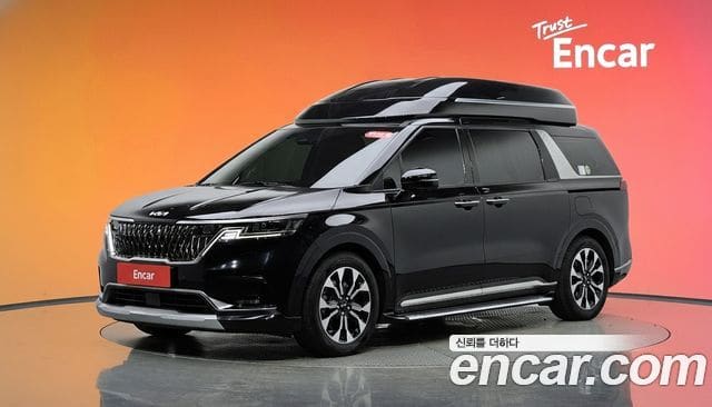 Kia Carnival — фото 1