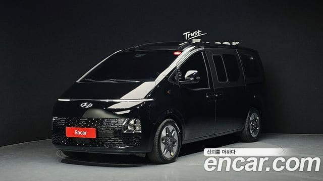 Hyundai Staria — фото 1