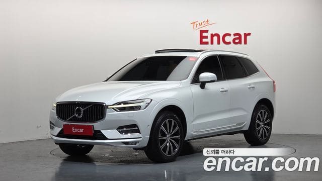 Volvo XC60 — фото 1