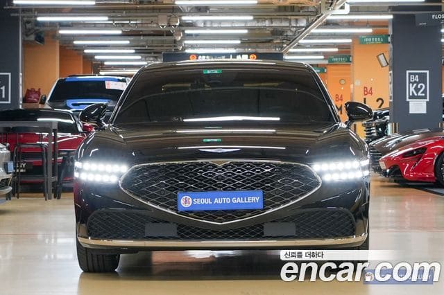 Genesis G90 — фото 1