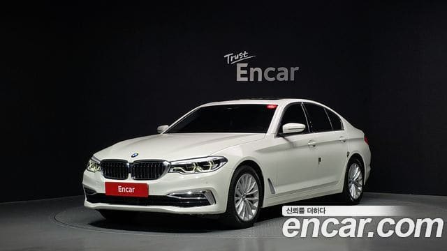 BMW 5 Series — фото 1