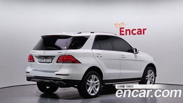 Mercedes-Benz GLE-Class — фото 1