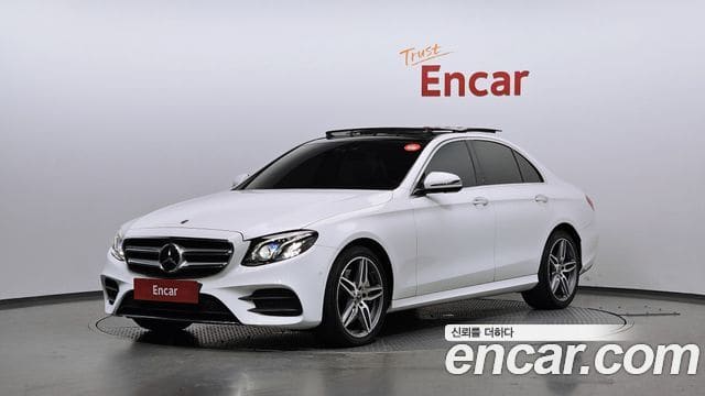 Mercedes-Benz E-Class — фото 1