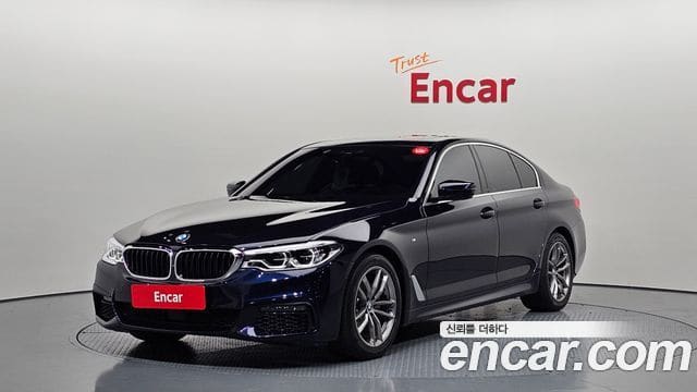 BMW 5 Series — фото 1