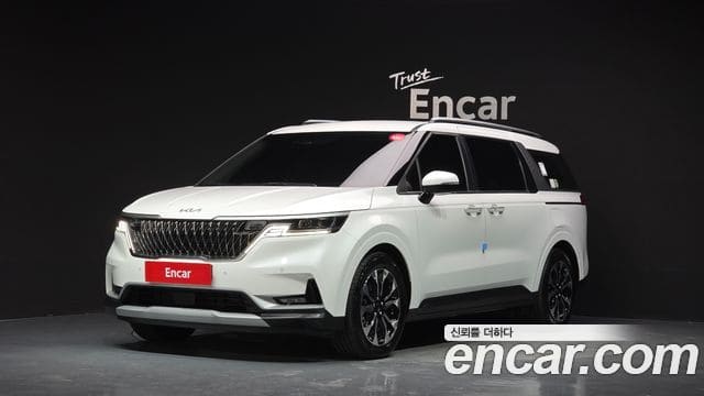 Kia Carnival — фото 1