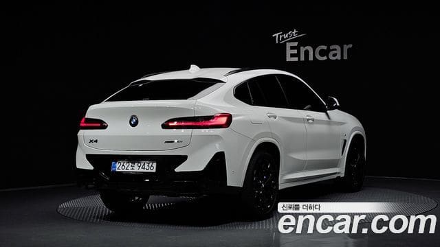 BMW X4 — фото 1