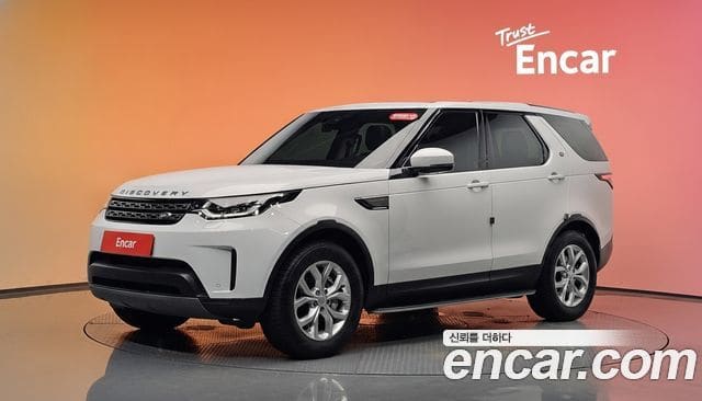 Land Rover Discovery 5 — фото 1