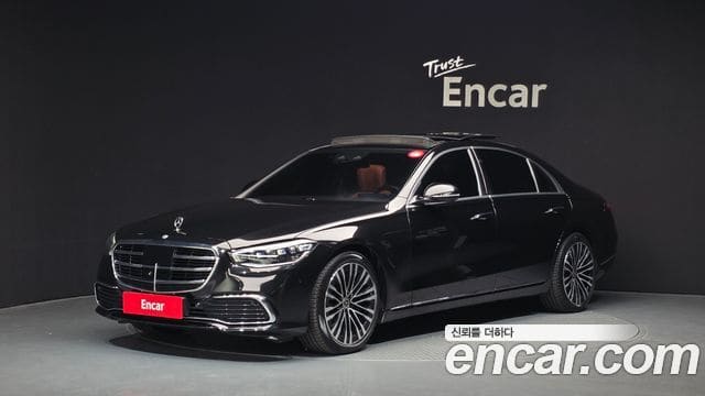 Mercedes-Benz S-Class — фото 1
