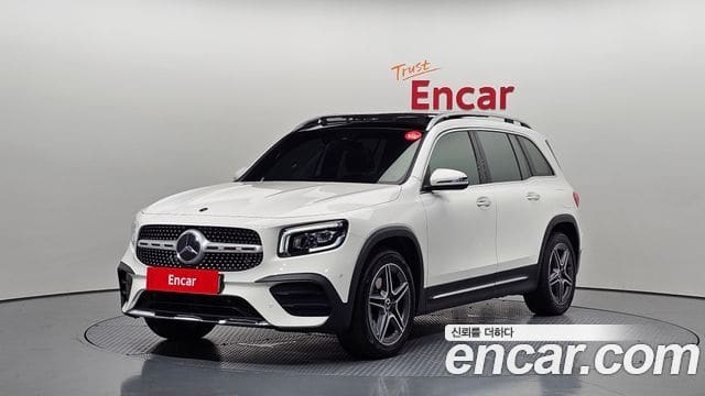 Mercedes-Benz GLB-Class — фото 1