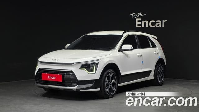 Kia Niro — фото 1