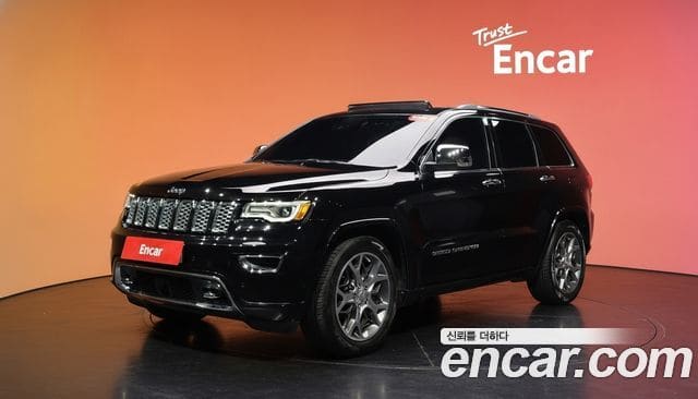 Jeep Grand Cherokee — фото 1