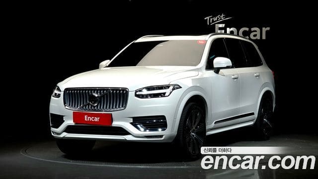 Volvo XC90 — фото 1