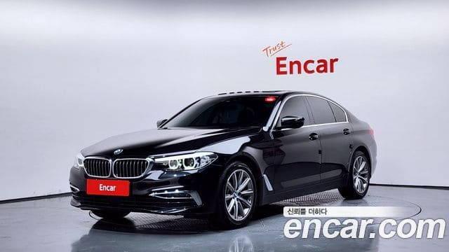 BMW 5 Series — фото 1