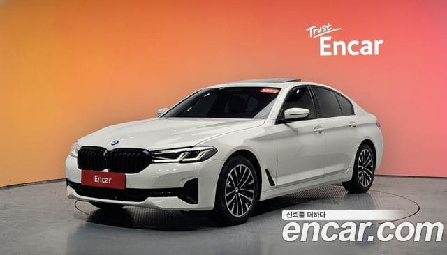 BMW 5 Series — фото 1