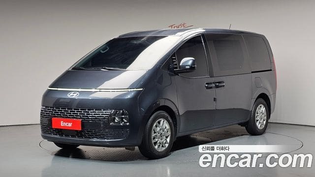 Hyundai Staria — фото 1
