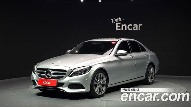 Mercedes-Benz C-Class — фото 1
