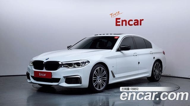 BMW 5 Series — фото 1
