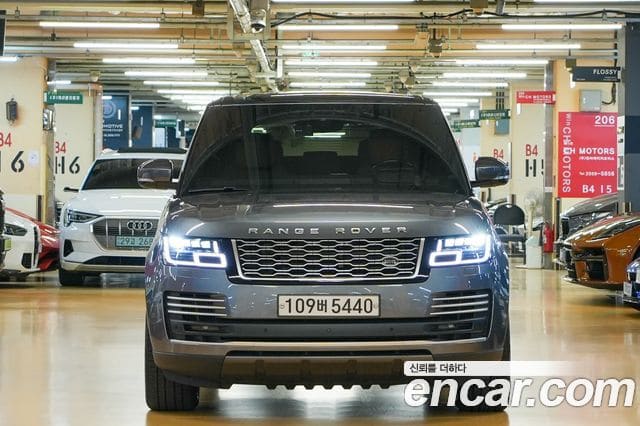 Land Rover Range Rover — фото 1