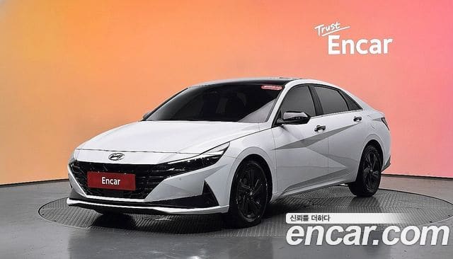 Hyundai Avante — фото 1
