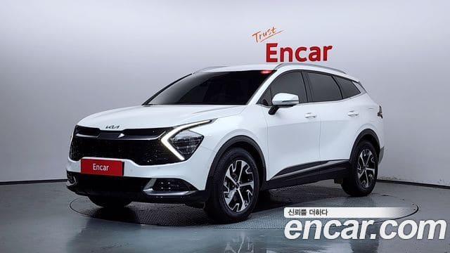 Kia Sportage — фото 1