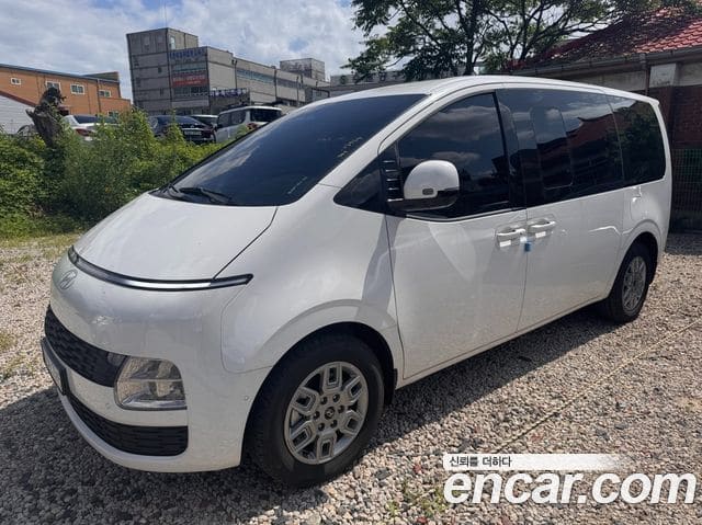 Hyundai Staria — фото 1