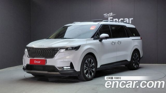 Kia Carnival — фото 1