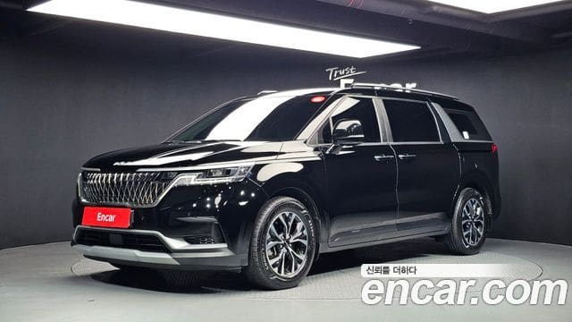 Kia Carnival — фото 1