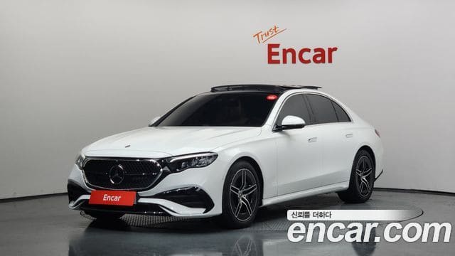 Mercedes-Benz E-Class — фото 1