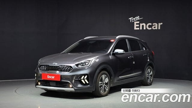 Kia Niro — фото 1