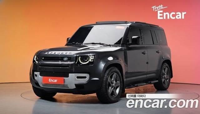 Land Rover Defender — фото 1
