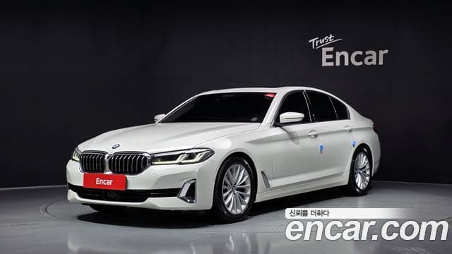 BMW 5 Series — фото 1