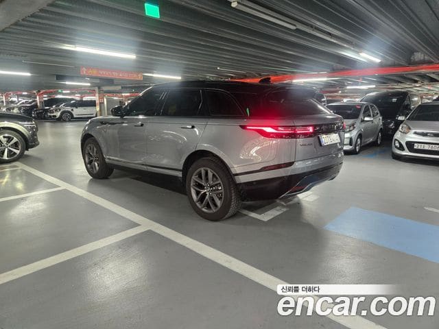Land Rover Range Rover Velar — фото 1