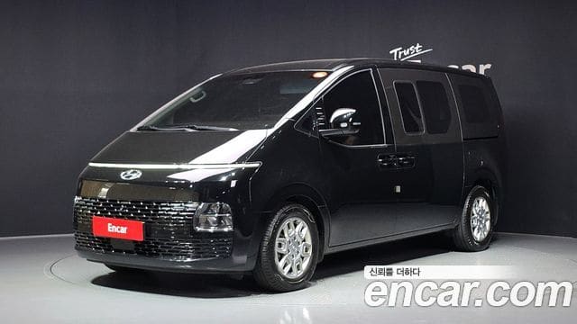 Hyundai Staria — фото 1