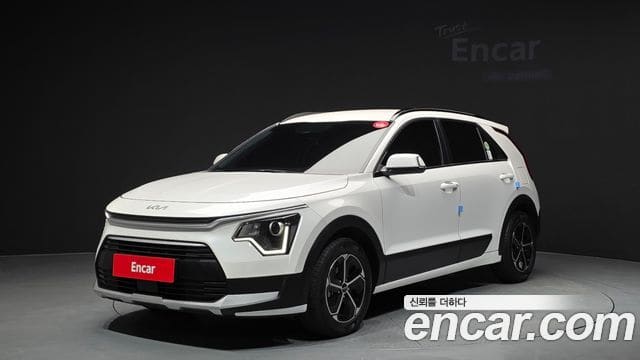 Kia Niro — фото 1