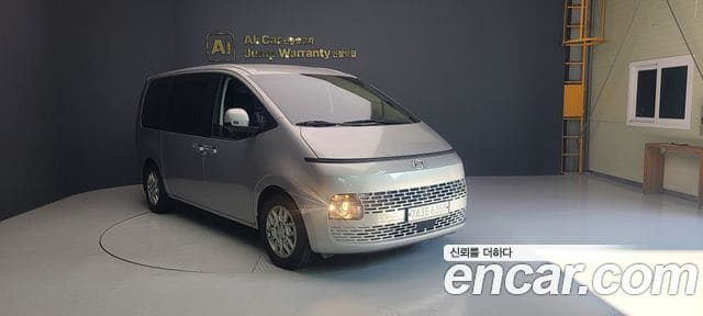 Hyundai Staria — фото 1