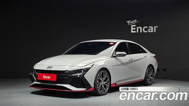 Hyundai Avante — фото 1