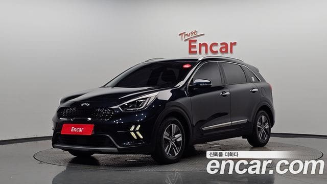 Kia Niro — фото 1