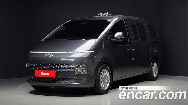 Hyundai Staria — фото 1
