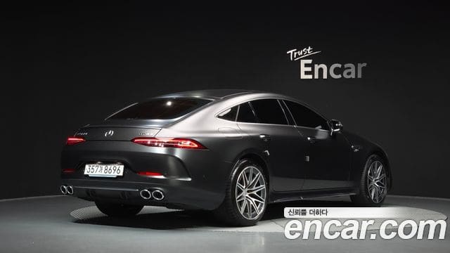 Mercedes-Benz AMG GT — фото 1