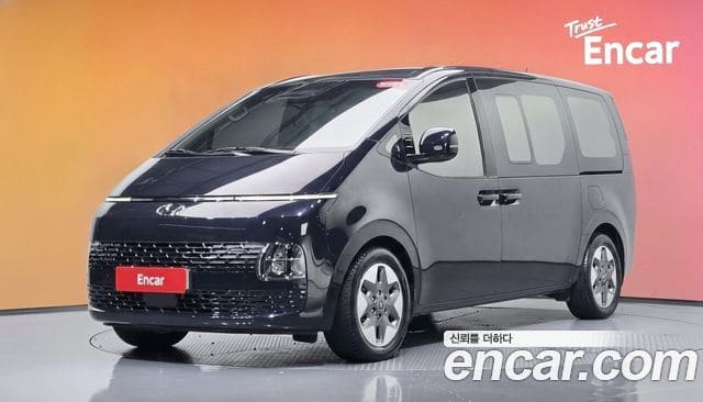 Hyundai Staria — фото 1