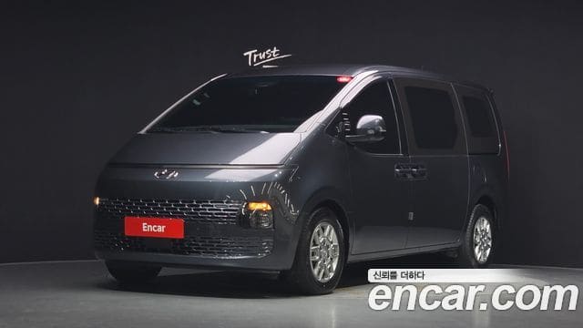 Hyundai Staria — фото 1