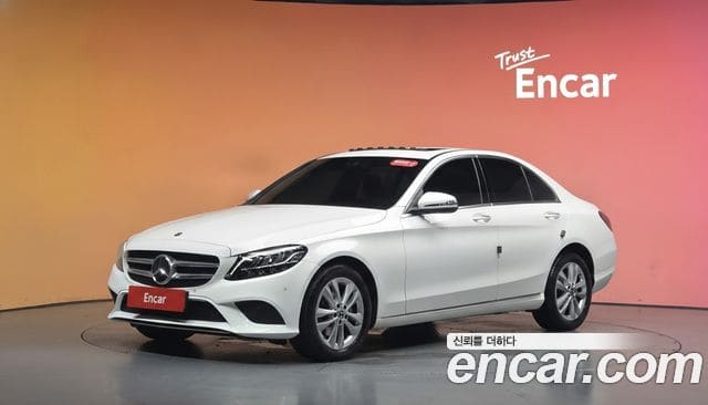 Mercedes-Benz C-Class — фото 1
