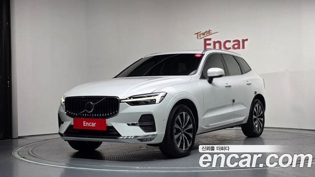 Volvo XC60 — фото 1