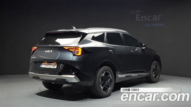 Kia Sportage — фото 1