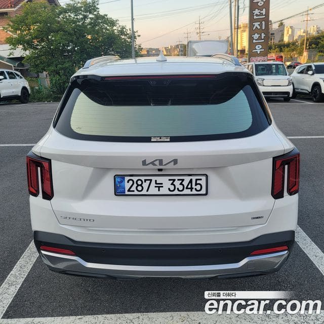 Kia Sorento — фото 1